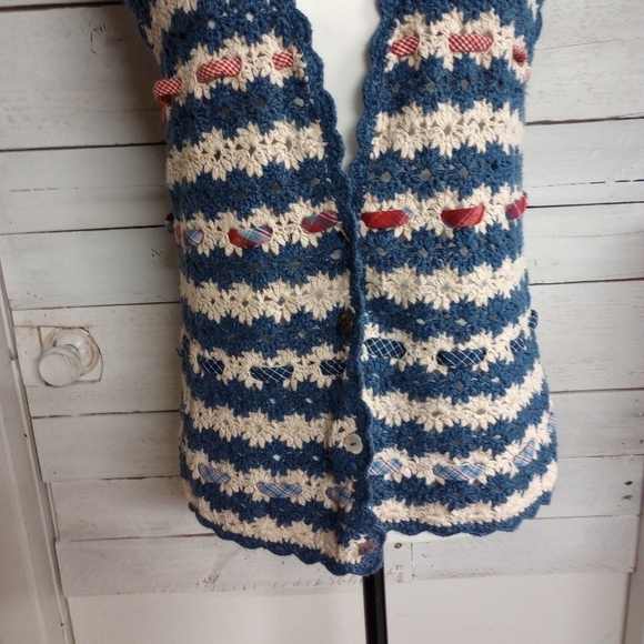 Vintage 1990s Y2K Crochet Vest Blue Cream Stripes Boho Hippie Retro - Picture 3 of 12